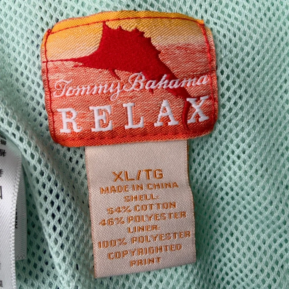 Tommy Bahama Relax Mens XL Blue Tropical Floral Hibiscus Mesh Lined Board Shorts